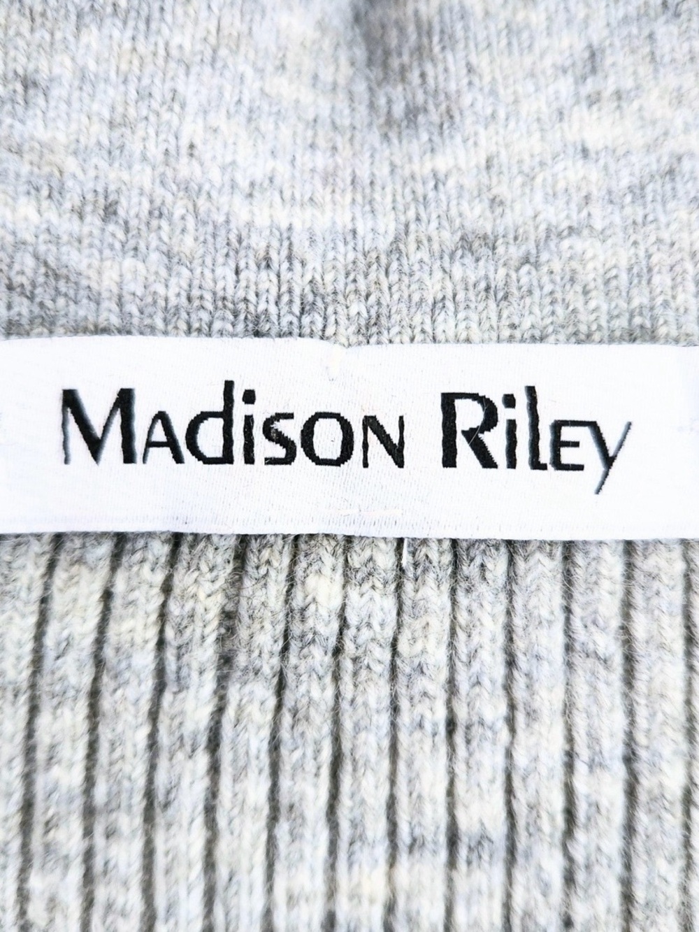 Madison Riley Light Gray Ribbed Knit Top - Picture 2 of 4